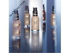 Zoom στο MAX FACTOR MIRACLE MATCH FOUNDATION BLUR & NOURISH SOFT HONEY 77 30ml